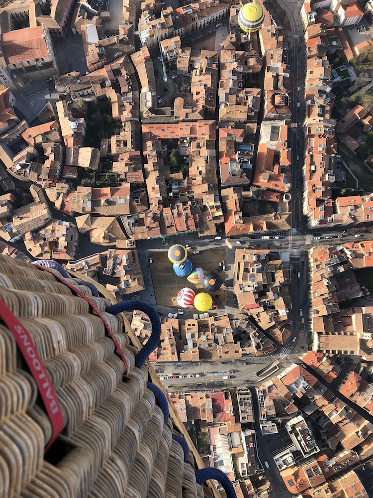 Volar en globus mercat del ram Vic